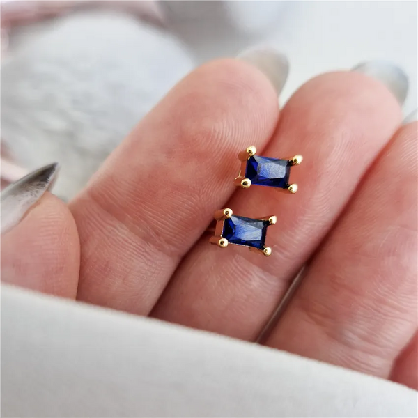 Kolczyki ze złota Pin Blue